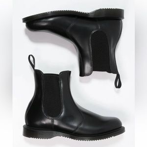 Dr.Martens Flora Chelsea Boots